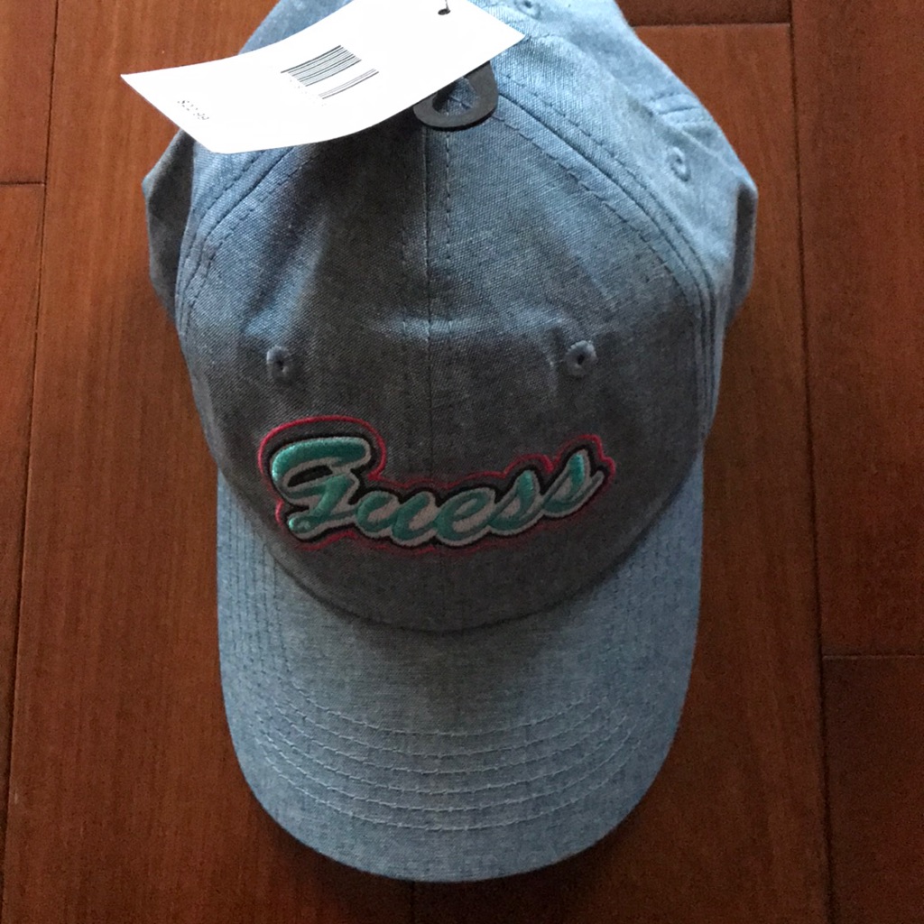 Guess Cap
